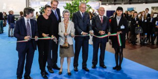 GRANDE SUCCESSO PER LA XVI BORSA DEI LAGHI D’ITALIA GRANDE SUCCESSO PER LA XVI BORSA DEI LAGHI D’ITALIA