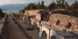 Sirmione (Bs): MYTHOS, TEATRO ALLE GROTTE DI CATULLO Sirmione (Bs): MYTHOS, TEATRO ALLE GROTTE DI CATULLO
