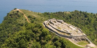 Manerba del Garda (Bs): ESTATE A MANERBA TRA STORIA, NATURA E GIOCO Manerba del Garda (Bs): ESTATE A MANERBA TRA STORIA, NATURA E GIOCO