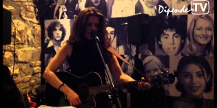 Hamburger giganti e messicanità al Black Bull di Brescia. Canta Pati Palma Hamburger giganti e messicanità al Black Bull di Brescia. Canta Pati Palma