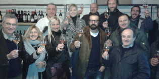 Valtènesi Chiaretto, anche Omar Pedrini brinda alla nuova annata Valtènesi Chiaretto, anche Omar Pedrini brinda alla nuova annata