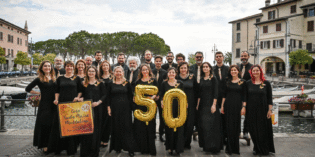 Desenzano del Garda:<br>Il Coro Santa Maria Maddalena<br>compie cinquant’anni Desenzano del Garda:<br>Il Coro Santa Maria Maddalena<br>compie cinquant’anni