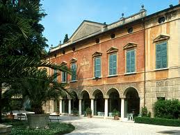 villa mirra