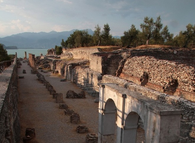 Grotte Catullo-Mythos