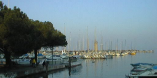 Desenzano del Garda: a proposito di PORTI