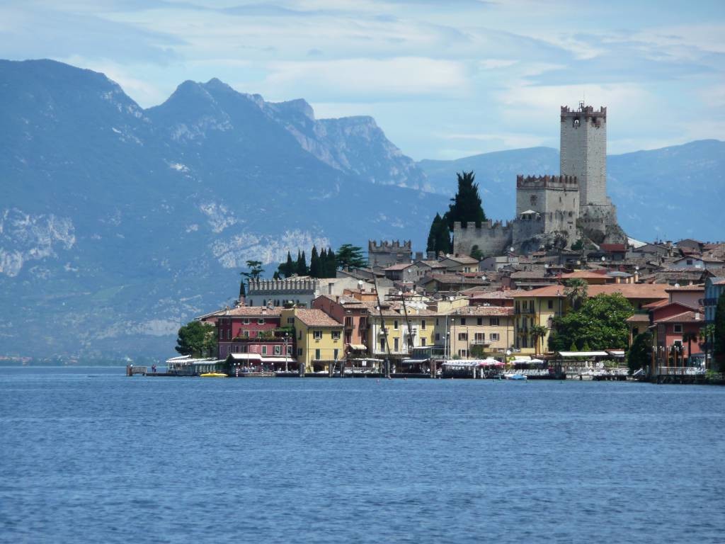 malcesine_lake_garda_veneto_italy