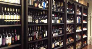 Desenzano del Garda: all’Enoteca Letteraria di “Sfusi di Vini & Affini” degustazione di vini e approfondimenti culturali