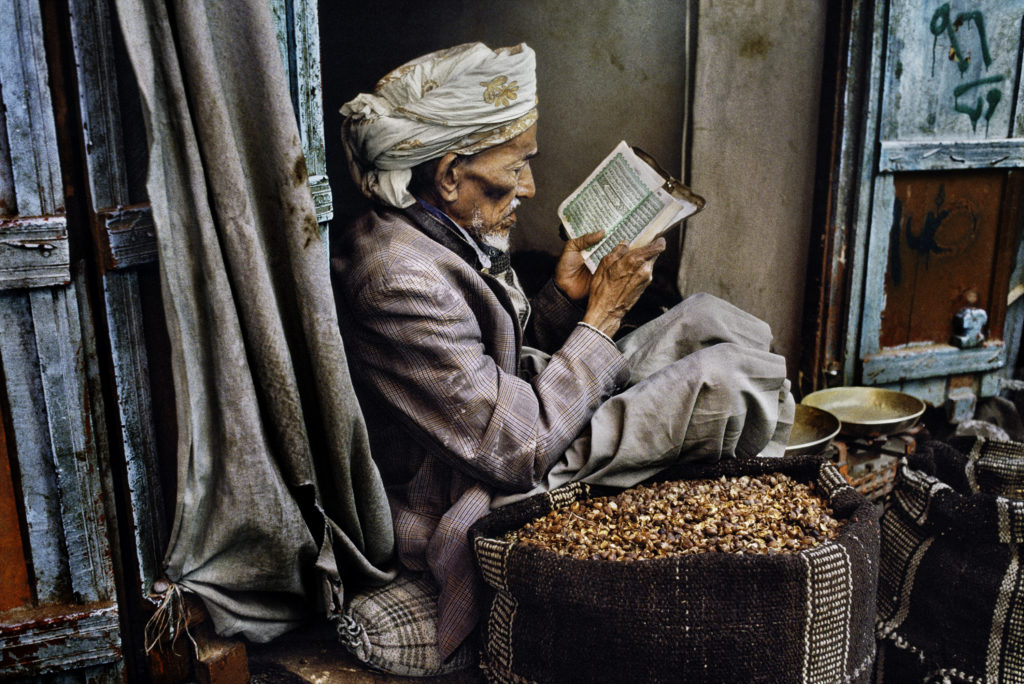 00044_01, Sana'a, Yemen, 1997, YEMEN-10071. 

CAPTION: Man Reading. Sana'a, Yemen, 1997.

MAX PRINT SIZE: 30X40


Man reading the Qur'an, Sana'a, Yemen, 1997
-Untold (pg. 170)

IG: A man reading the Qur'an. Photo taken in Sana'a, Yemen. 


final print_milan
Untold_book
The Unguarded Moment_Book
final print_MACRO
final print_Genoa
final print_HERMITAGE
Fine Art Print

retouched_Sonny Fabbri 07/14/2015

MCS1997010K056, NYC92968