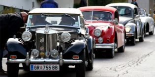 Boom di auto storiche: consigli per assicurarle risparmiando