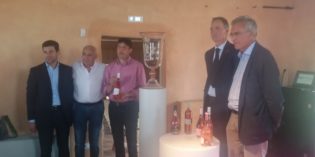 Italia in Rosa, Moniga del Garda celebra “la terza via” del vino italiano