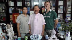 DIEN CHAN Italia Presidente Truong Van Tri, il Professore, il Vice Presidente