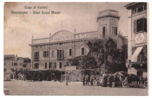 Cartolina dell'Hotel Royal Mayer con la nuova facciata in stile liberty ad inizio '900